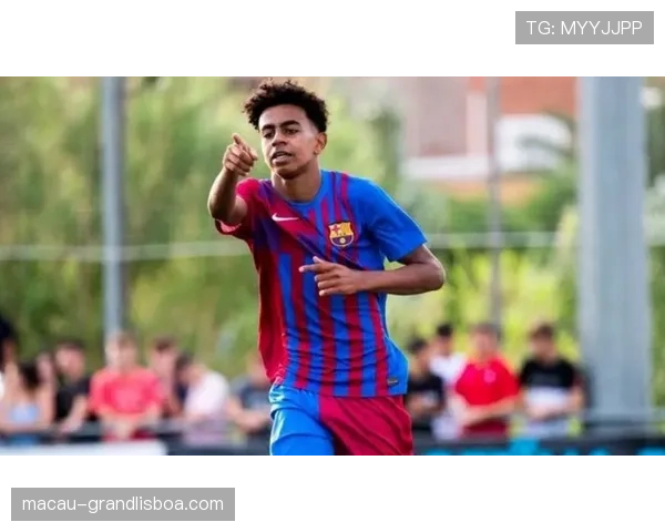 西班牙18岁小将亚马尔有望在2026世界杯赛场挑大梁 西班牙18岁小将亚马尔有望在2026世界杯赛场挑大梁